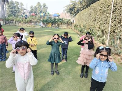 Fun with Dance (Pre-Nursery to KG)